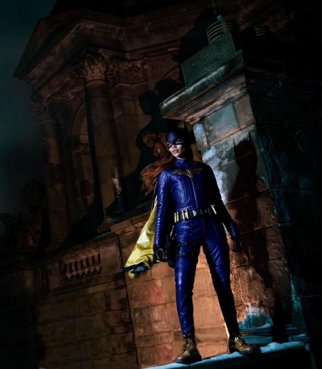 Batgirl: First Look At Leslie Grace's Costume In The Movie - RS Figures