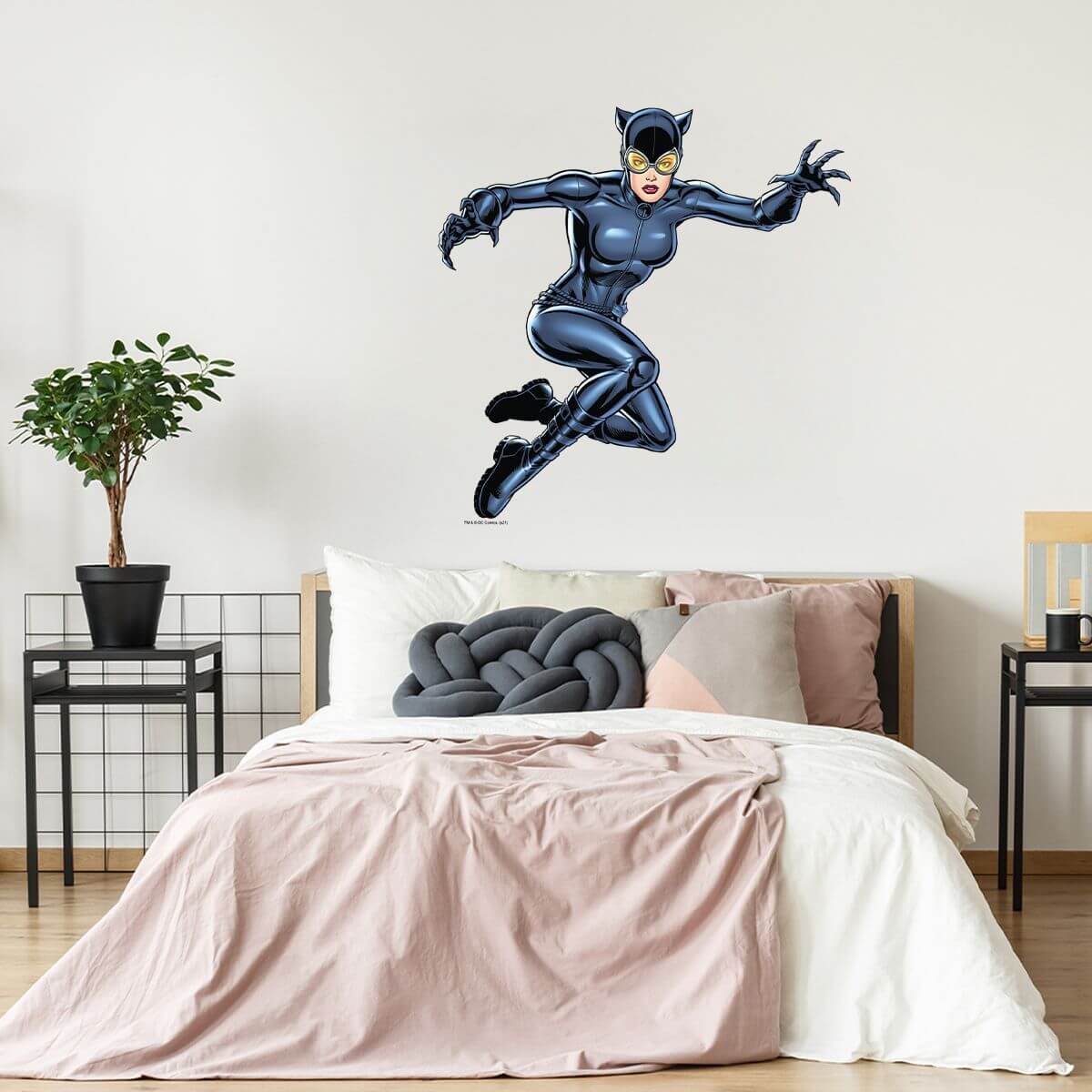 Kismet Decals Catwoman Leap Attack Licensed Wall Sticker - Easy DIY Justice League Home & Room Decor Wall Art - Kismet Decals
