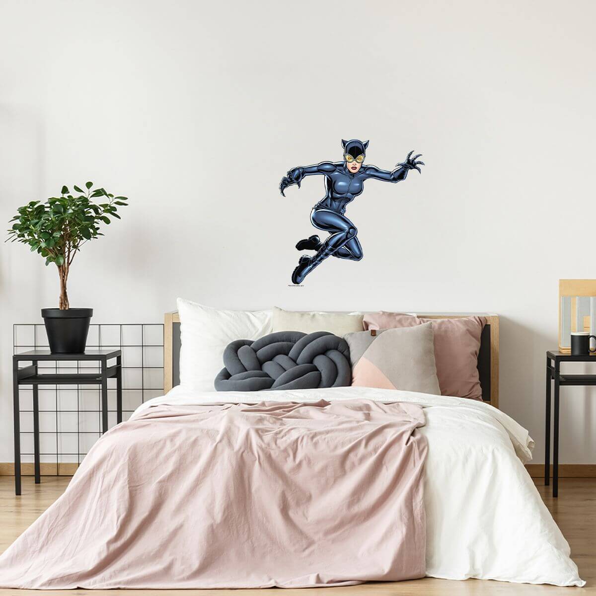 Kismet Decals Catwoman Leap Attack Licensed Wall Sticker - Easy DIY Justice League Home & Room Decor Wall Art - Kismet Decals
