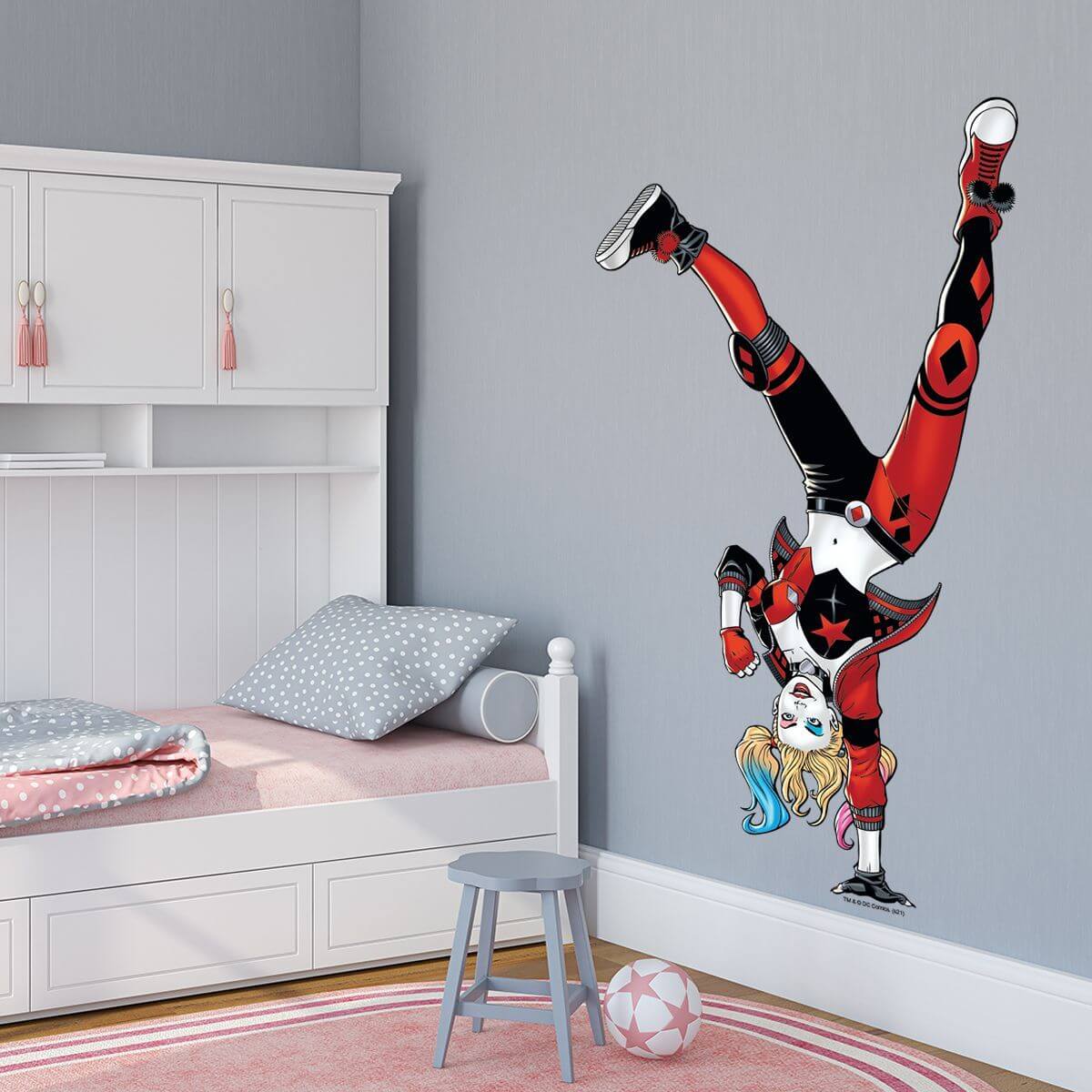 Kismet Decals Harley Quinn Acrobat Licensed Wall Sticker - Easy DIY Justice League Home & Room Decor Wall Art - Kismet Decals