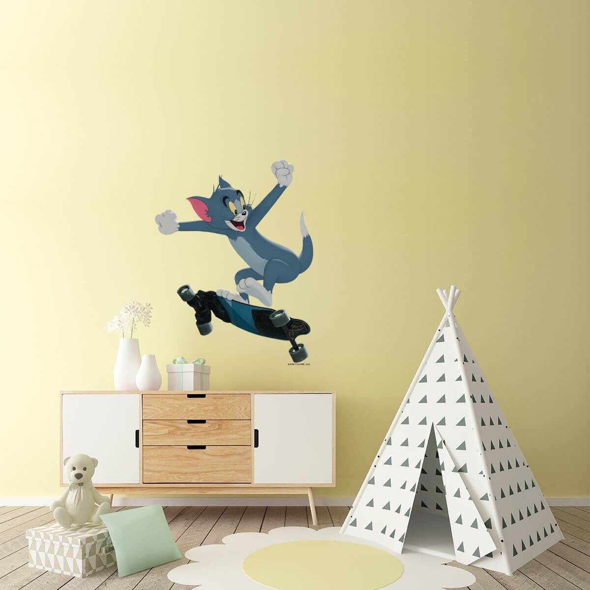 Kismet Decals Tom & Jerry: Tom on His Skateboard Licensed Wall Sticker - Easy DIY Home & Room Decor Cartoon Wall Art - Kismet Decals